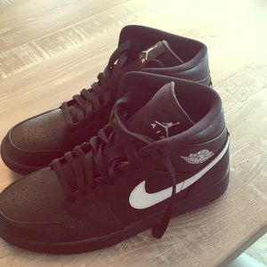 Nike air Jordan athletic shoes